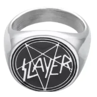 Slayer Emaille-Siegelring aus Silber Silberner Siegelring mit schwarzem Slayer-Logo auf weißem Hintergrund