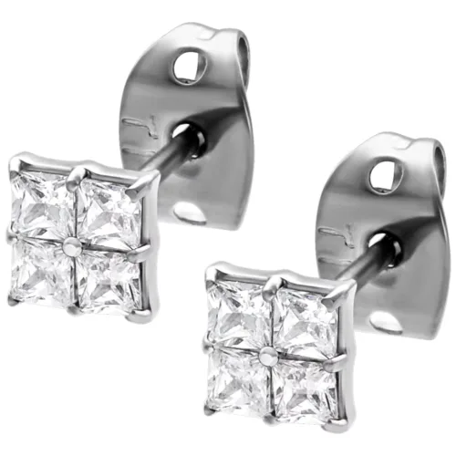 Silberne Ohrstecker mit quadratischen Kristallen auf weißem Hintergrund
