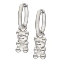 Silberne Gummi-Bärchen Creolen Ohrringe Zwei silberne Creolen mit Gummi-Bärchen Anhängern, auf weißem Hintergrund