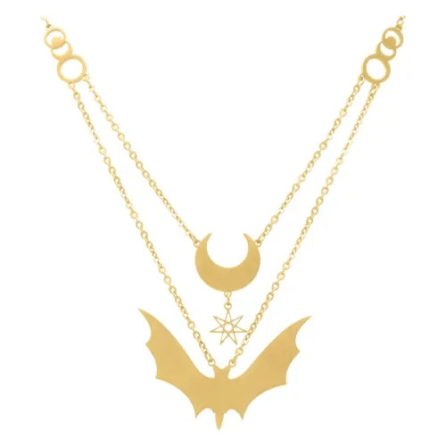 Goldene Kette mit Mond- und Fledermaus-Anhänger auf weißem Hintergrund