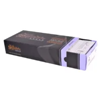 Magnum Cartridges in schwarzer Box Schwarze Box mit Magnum Cartridges, seitlich geöffnet, auf weißem Hintergrund
