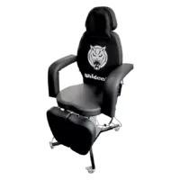 Wildcat Pro Tattoo Liege in Schwarz Schwarze Wildcat Pro Tattoo Liege aus Kunstleder mit Aluminiumrahmen auf weißem Hintergrund