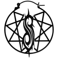 Silberne Slipknot Nonagram Ohrringe Silberne Ohrringe mit Slipknot Nonagram auf weißem Hintergrund