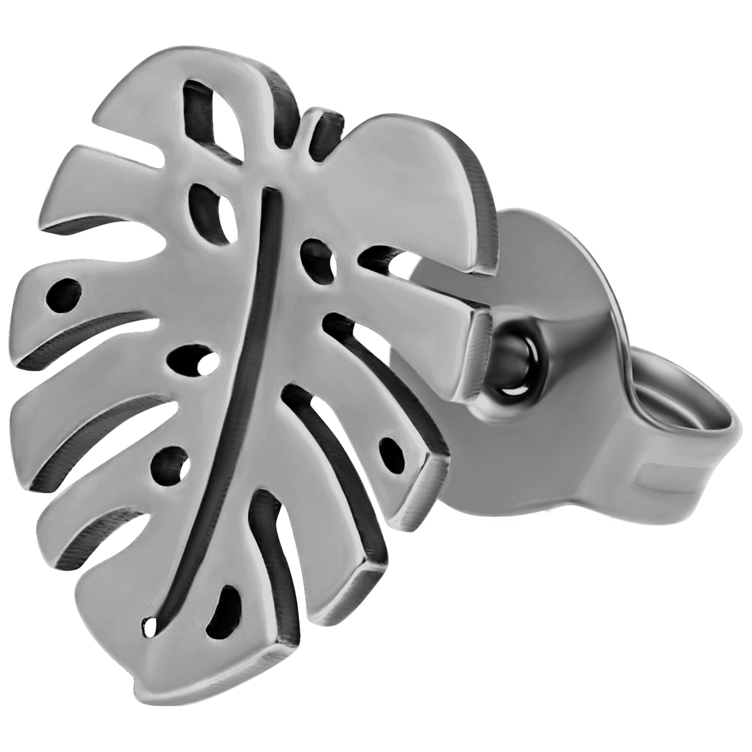Monstera Ohrstecker aus silberfarbenem Metall Silberfarbener Monstera Ohrring mit polierter Oberfläche auf weißem Hintergrund