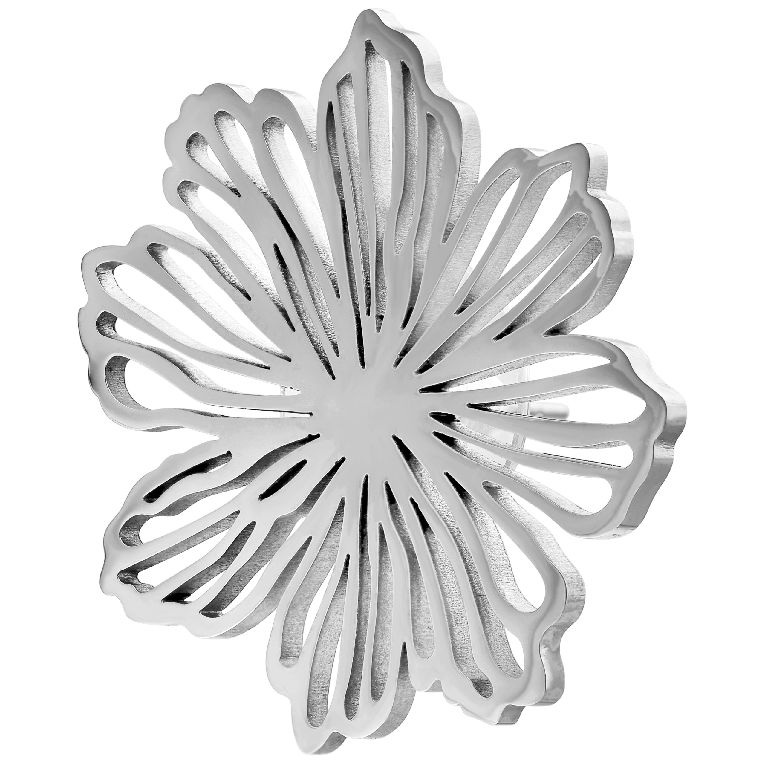 Elegante Blumen-Ohrstecker aus Edelstahl Silberne Blumen-Ohrstecker aus Edelstahl auf weißem Hintergrund