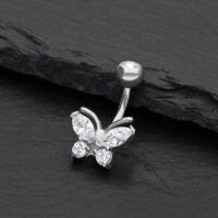Schmetterling Bananabell mit Kristallen, Silber Silbernes Bauchnabelpiercing mit Schmetterling und klaren Kristallen auf schwarzem Hintergrund