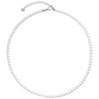 Kleine synthetische Perlenkette Silber Kleine synthetische Perlenkette aus Chirurgenstahl in Silber auf weißem Hintergrund