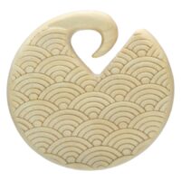 Waves Ohrgewichte aus Holz, 8,5 mm Stärke Rundes Ohrgewicht aus hellem Holz mit Wellenmuster, Hakenöffnung