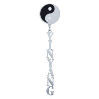 Yin Yang Ohrstecker aus Chirurgenstahl Silberne Yin Yang Ohrstecker mit Anhänger auf weißem Hintergrund