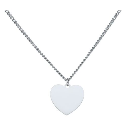 Silberne Kette mit gravierbarem Herzanhänger, neutraler Hintergrund