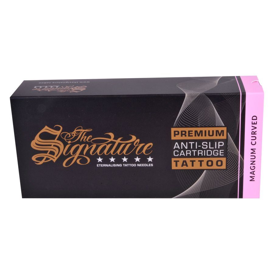 Magnum Curved Tattoonadeln von Wildcat Schwarze Verpackung der Magnum Curved Cartridges mit goldener Schrift und pinkem Streifen