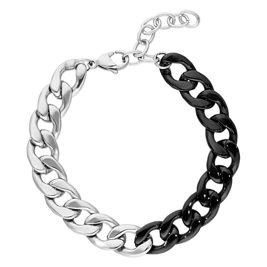 Silber und schwarzes Armband aus Chirurgenstahl auf weißem Hintergrund