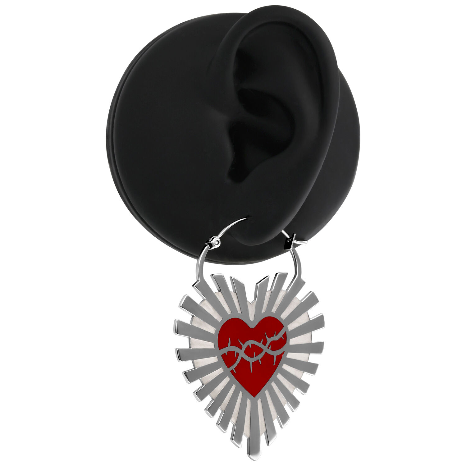 Ohrringe Barbed Wire Sacred Heart in Silber Silberne Ohrringe mit rotem Herz und Stacheldraht auf schwarzem Hintergrund