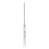 Optiva Piercing Kanüle aus Chirurgenstahl Einzelne Optiva Kanüle aus Chirurgenstahl auf weißem Hintergrund